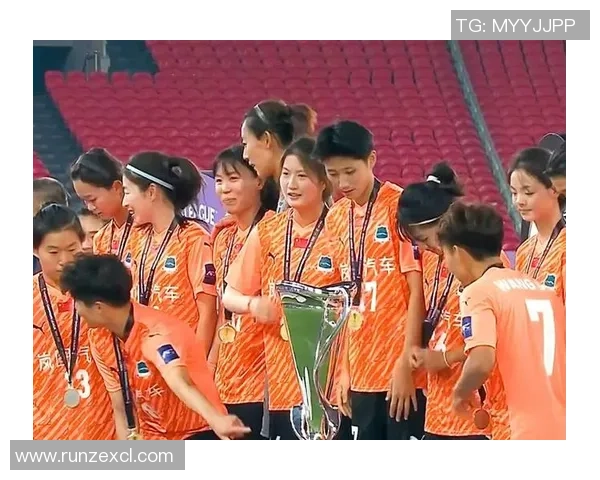 武汉足球队心理素质揭秘:如何在赛场上逆风翻盘与心理抗压能力提升 武汉足球队心理素质揭秘:如何在赛场上逆风翻盘与心理抗压能力提升